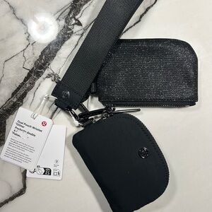 NWT Lululemon Dual Pouch Wristlet Black Glitter